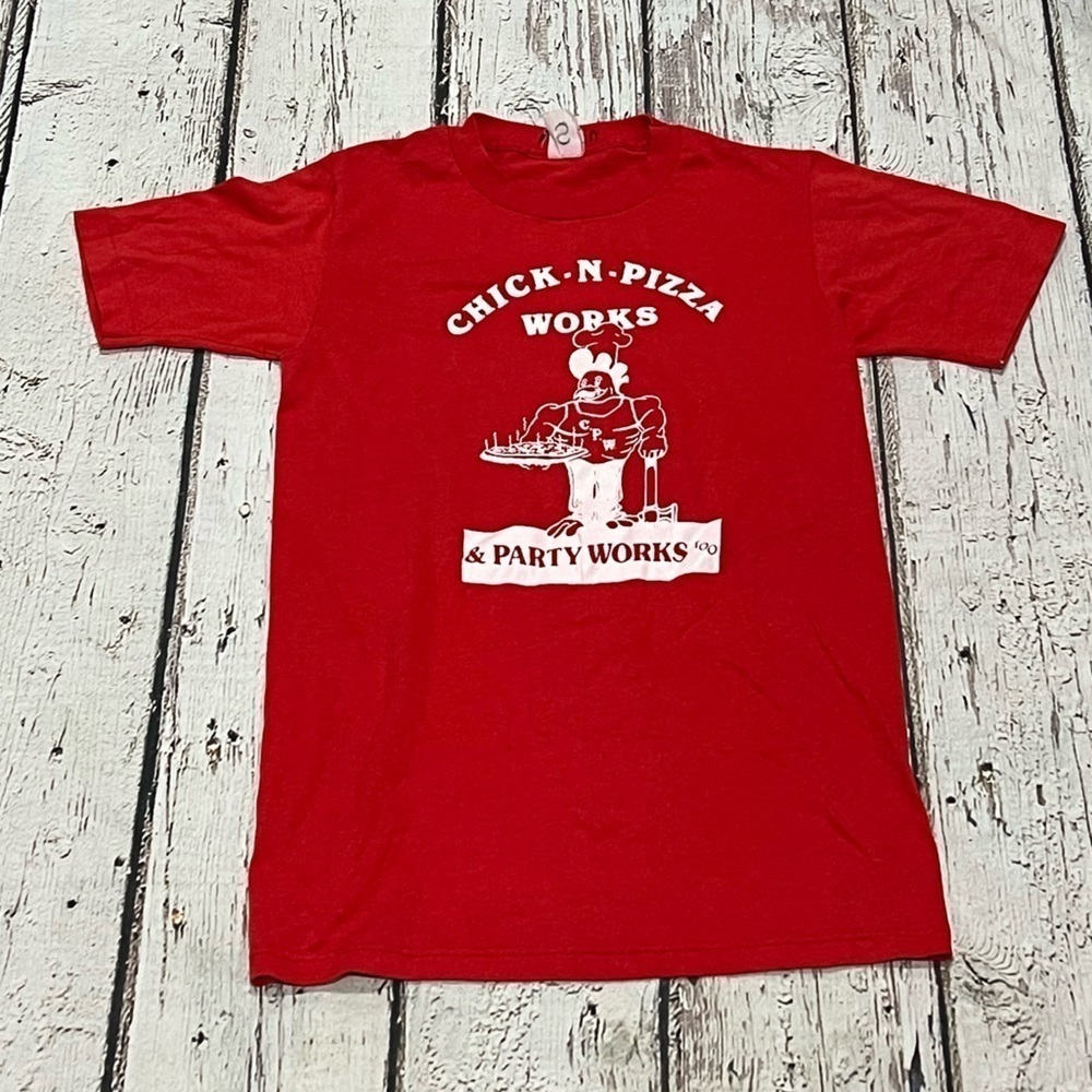 Vintage 1980s Chick - n - Pizza Works Buffalo New York Red Crewneck Tee Tshirt